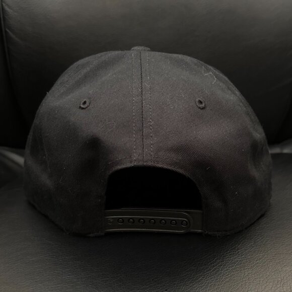 Boston Bruins 2022 Snapback Hat - Picture 5 of 9